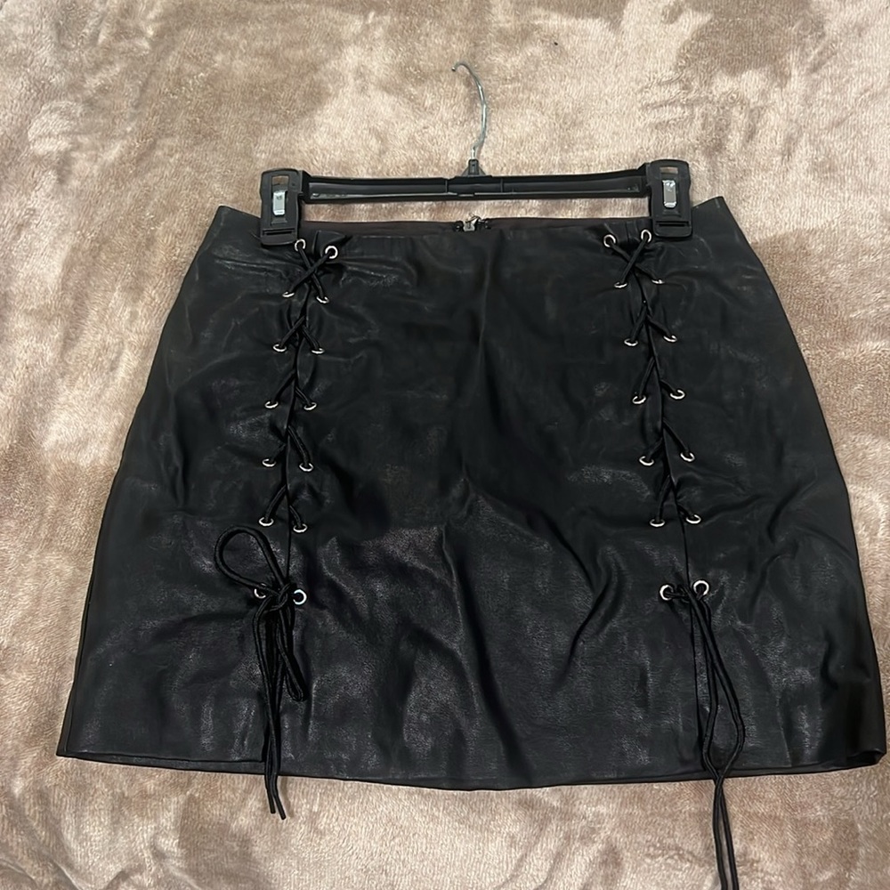 Faux leather tied up skirt